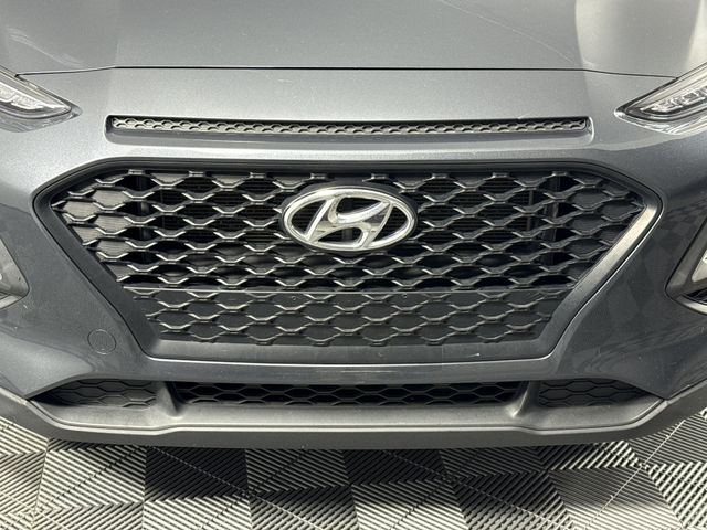 Vehicle image 47 of 50