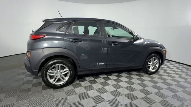 Vehicle image 14 of 50