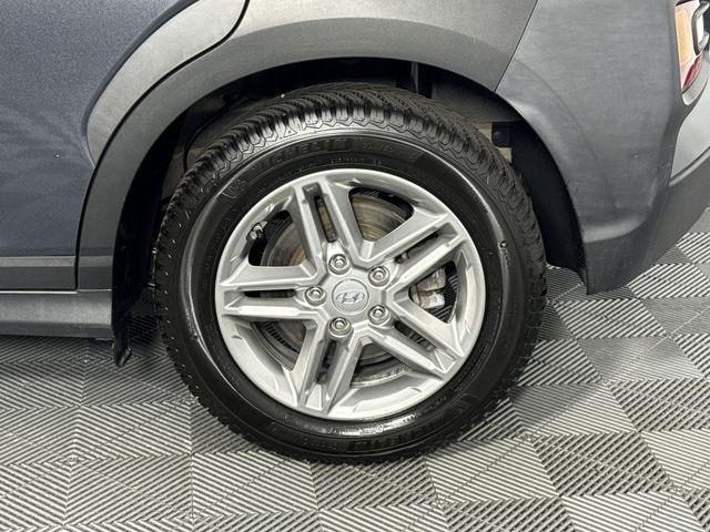 Vehicle image 24 of 50