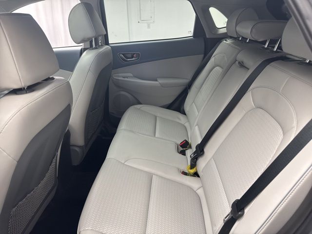 Vehicle image 12 of 24