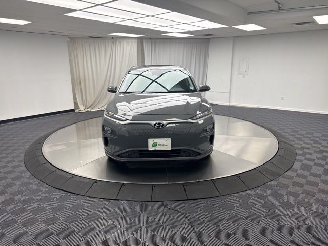 Vehicle image 7 of 24