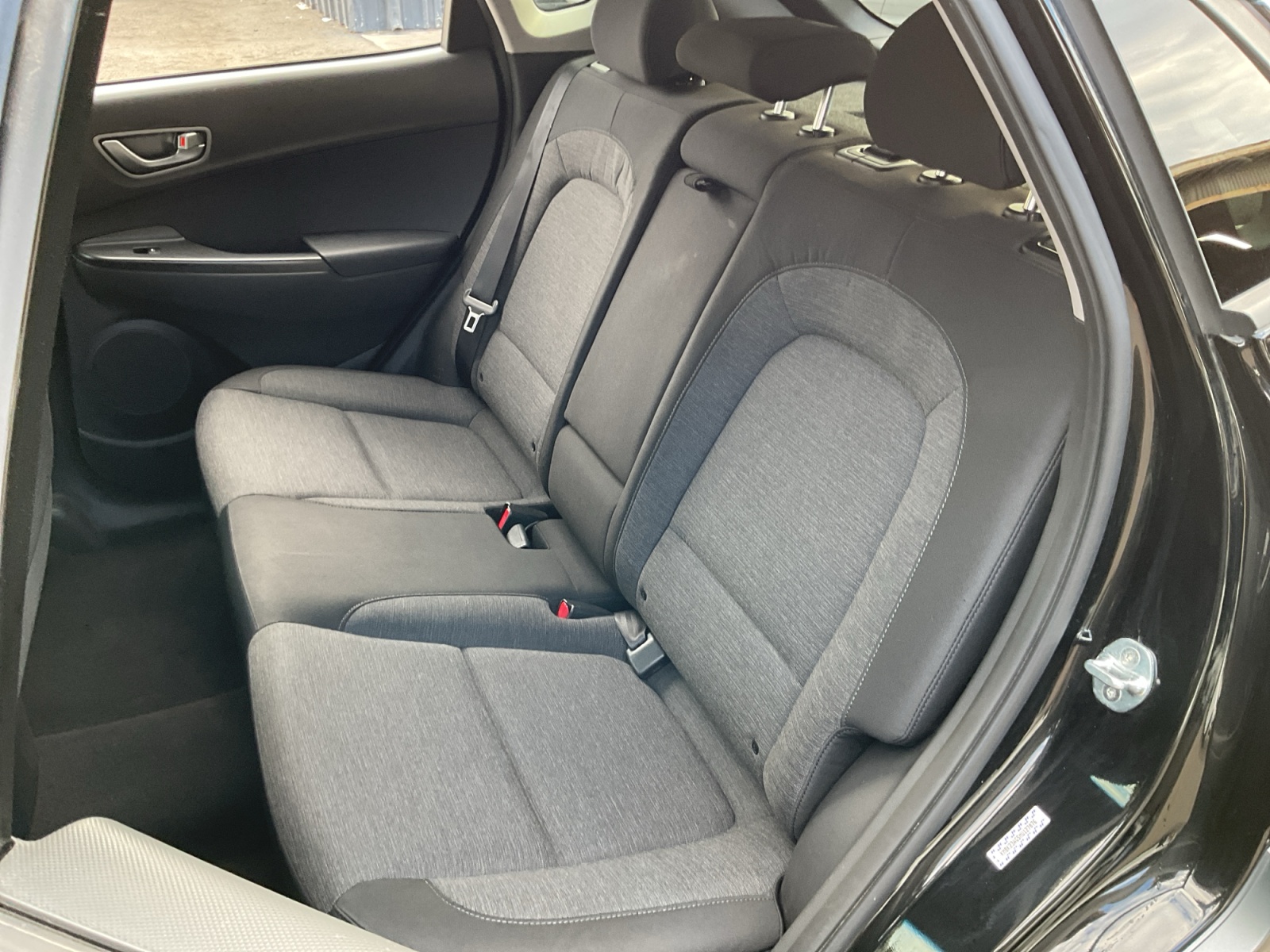 2021 Hyundai Kona Electric SEL Image 17 of 28