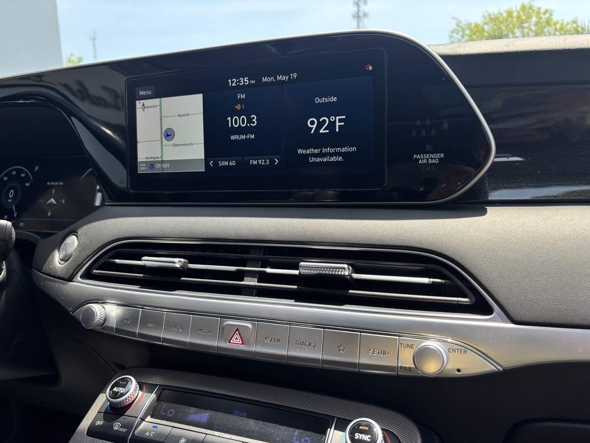 Vehicle image 13 of 32