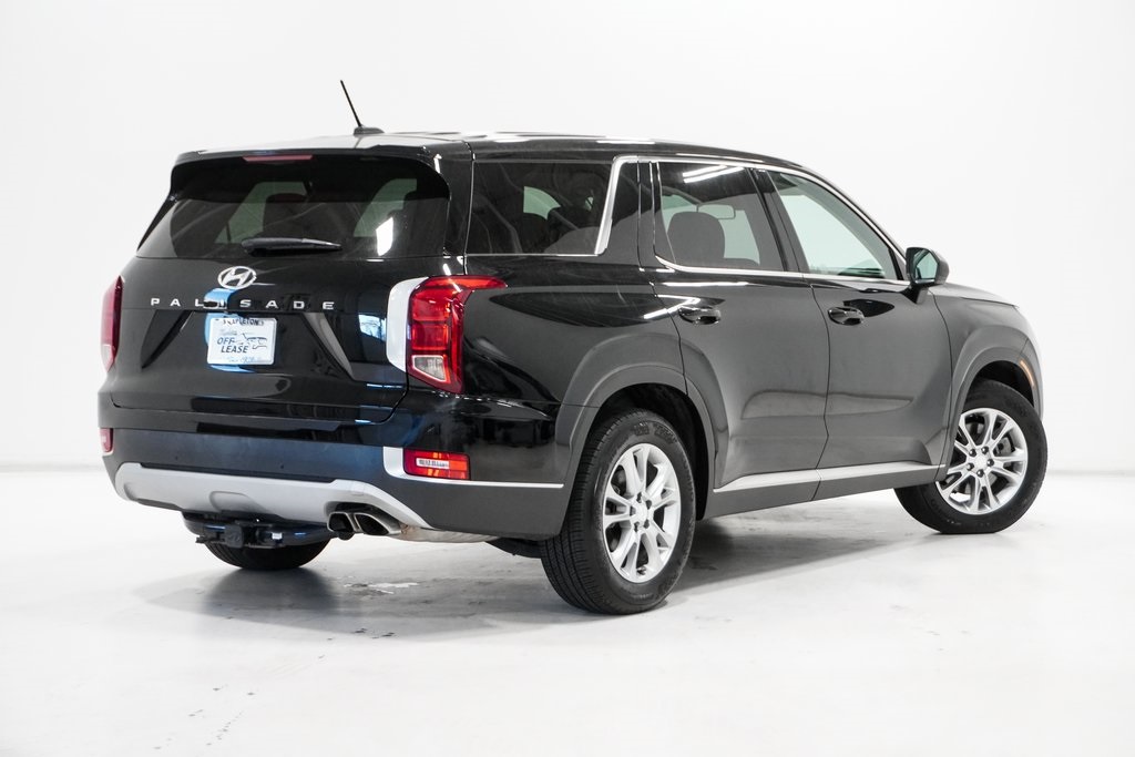 Vehicle image 5 of 26