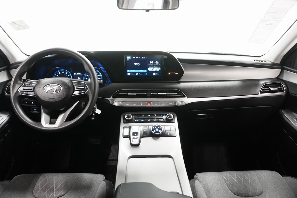 Vehicle image 12 of 26