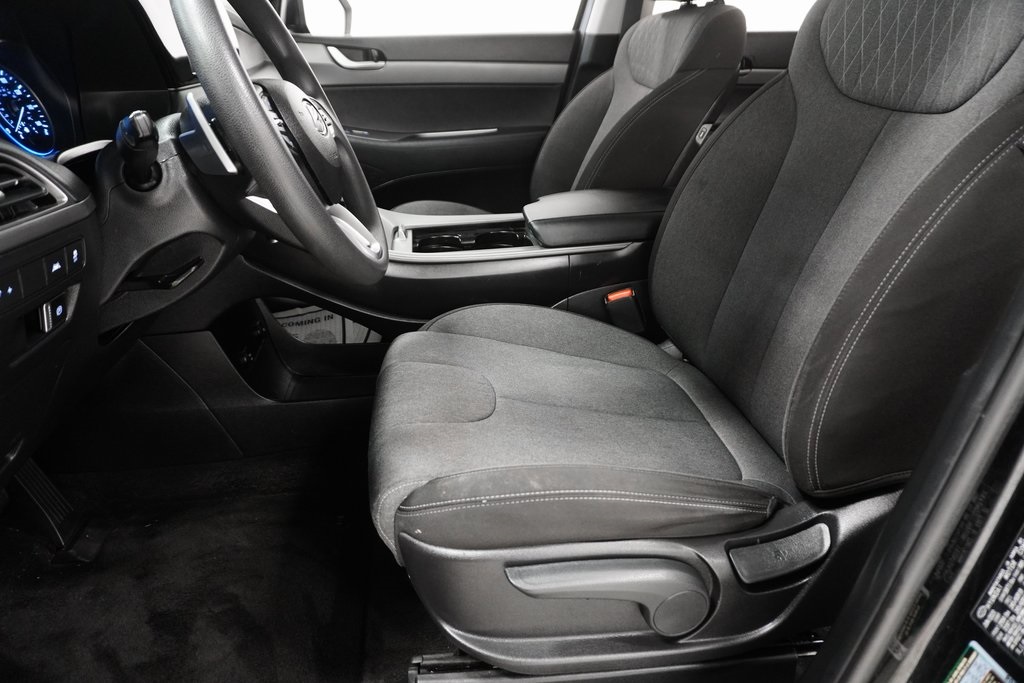 Vehicle image 11 of 26