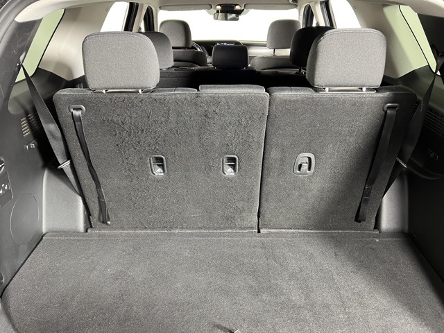 Vehicle image 14 of 37