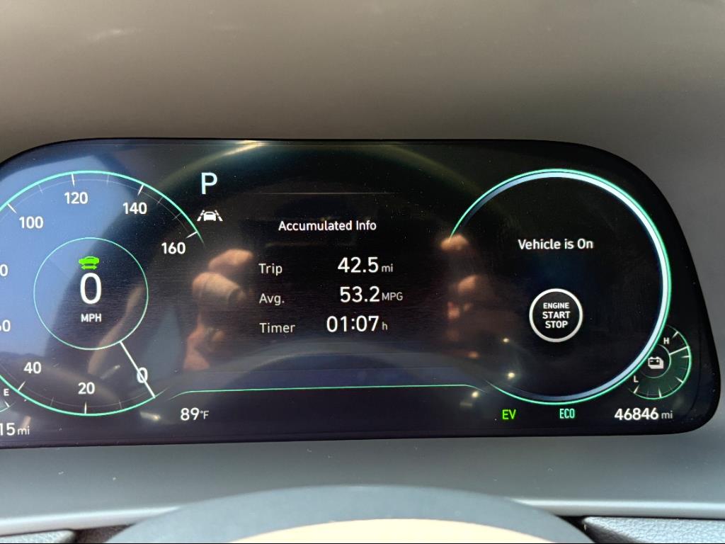 Vehicle image 15 of 24