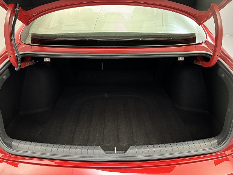 Vehicle image 17 of 41