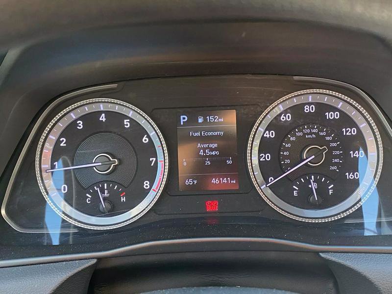 Vehicle image 10 of 17