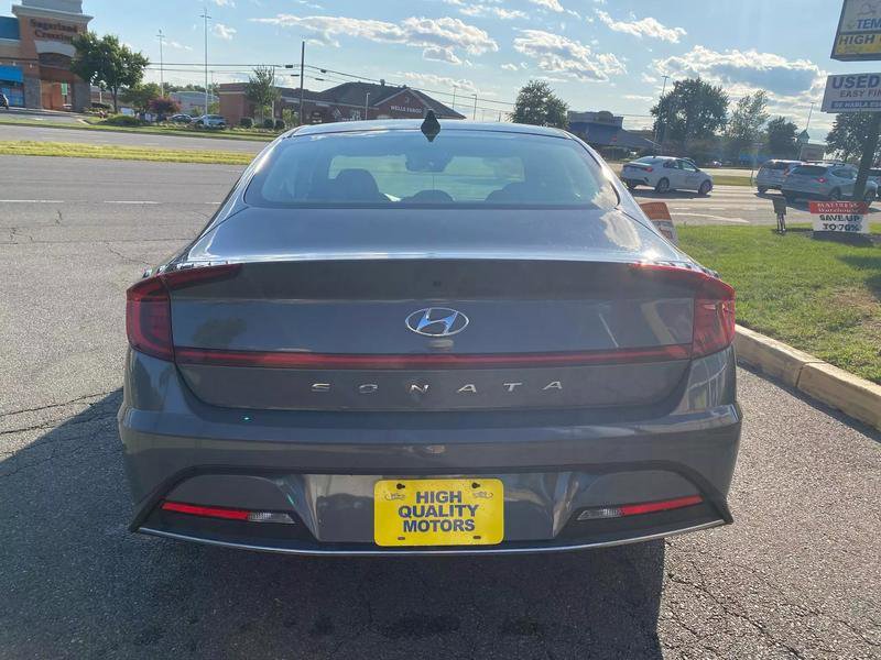 Vehicle image 5 of 17