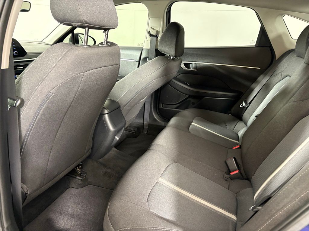 2021 Hyundai Sonata SE Image 16 of 41