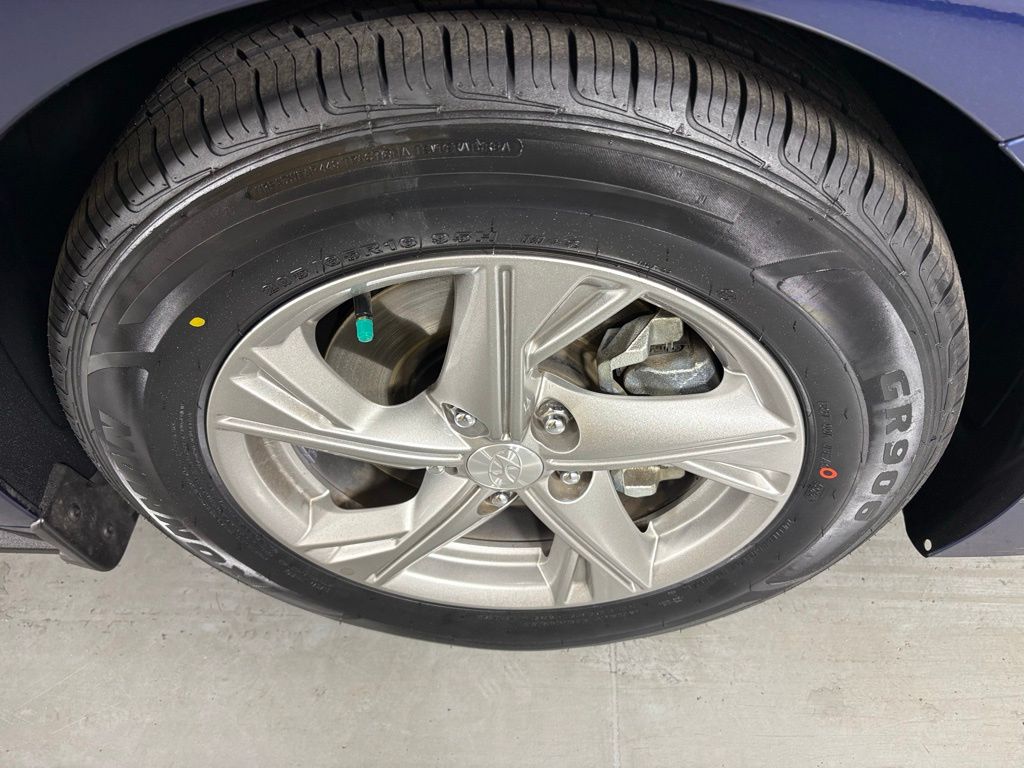 2021 Hyundai Sonata SE Image 10 of 41