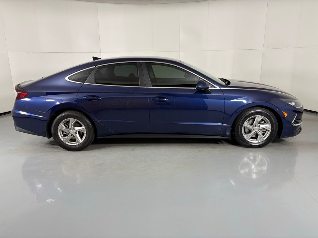 2021 Hyundai Sonata SE Image 5 of 41