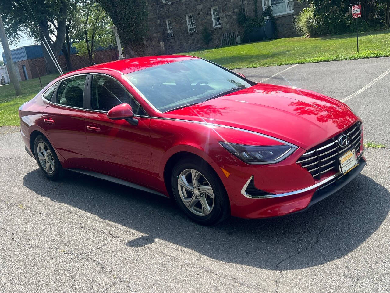 2021 Hyundai Sonata SE Image 3 of 27