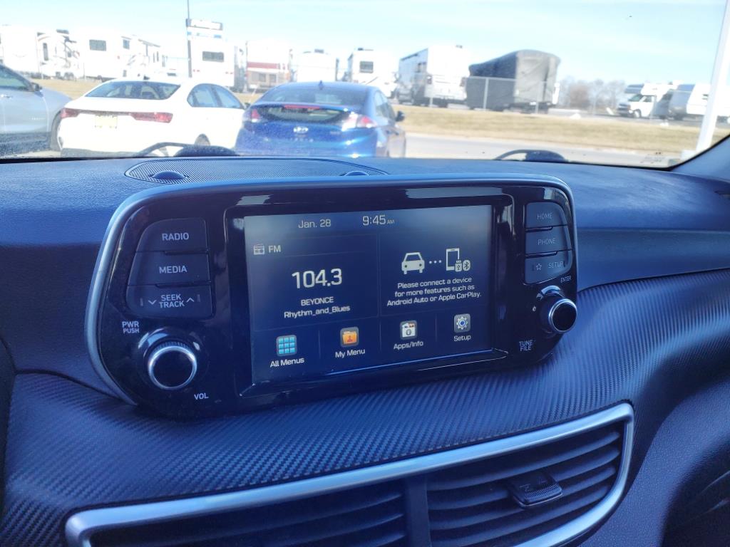 Vehicle image 16 of 20