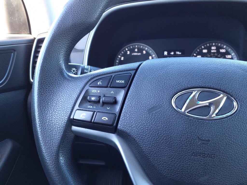 Vehicle image 18 of 20