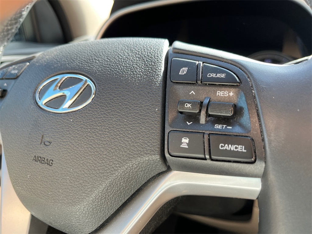 Vehicle image 30 of 45