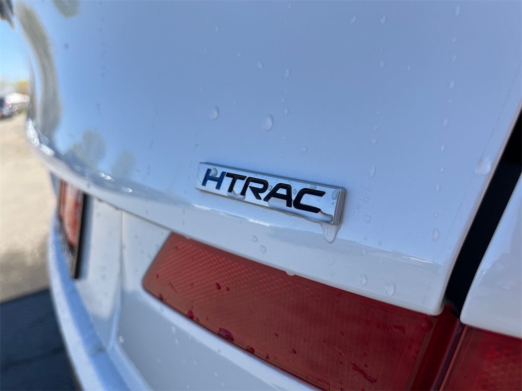 Vehicle image 35 of 45