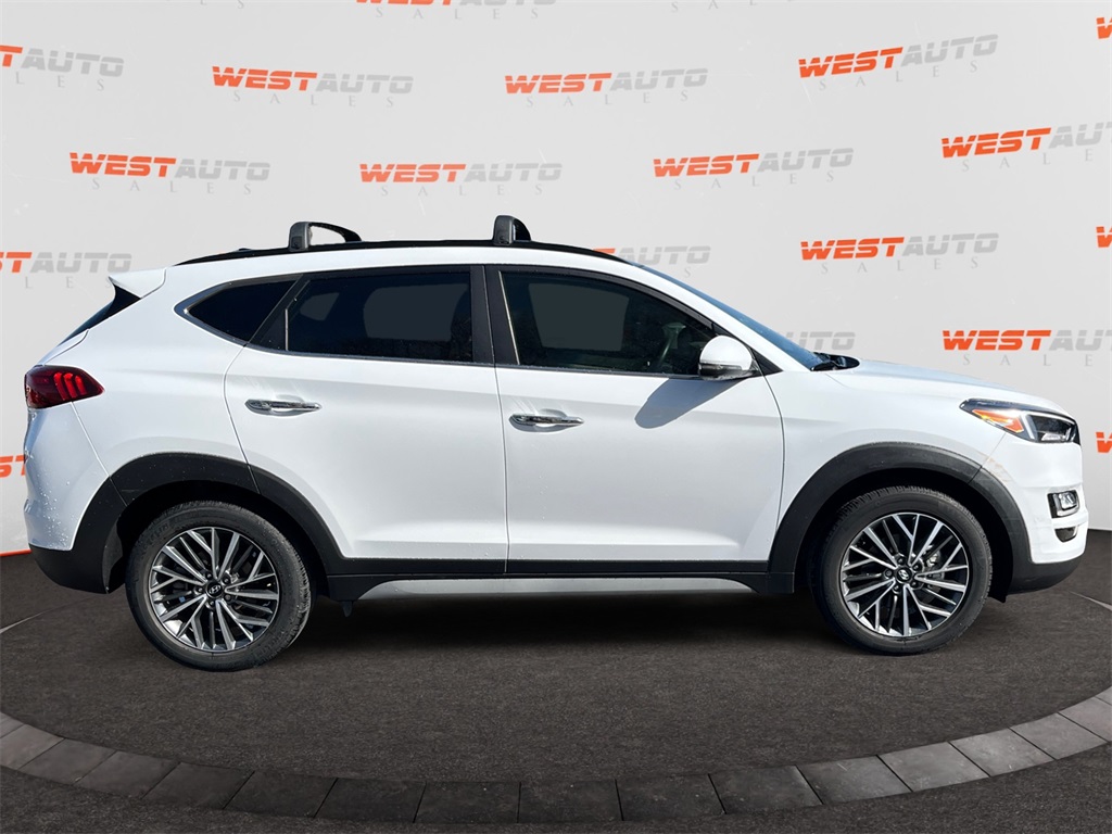 Vehicle image 4 of 45