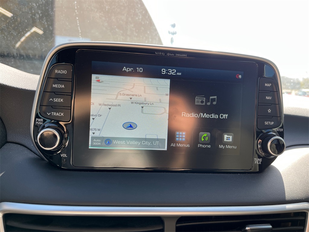 Vehicle image 23 of 45