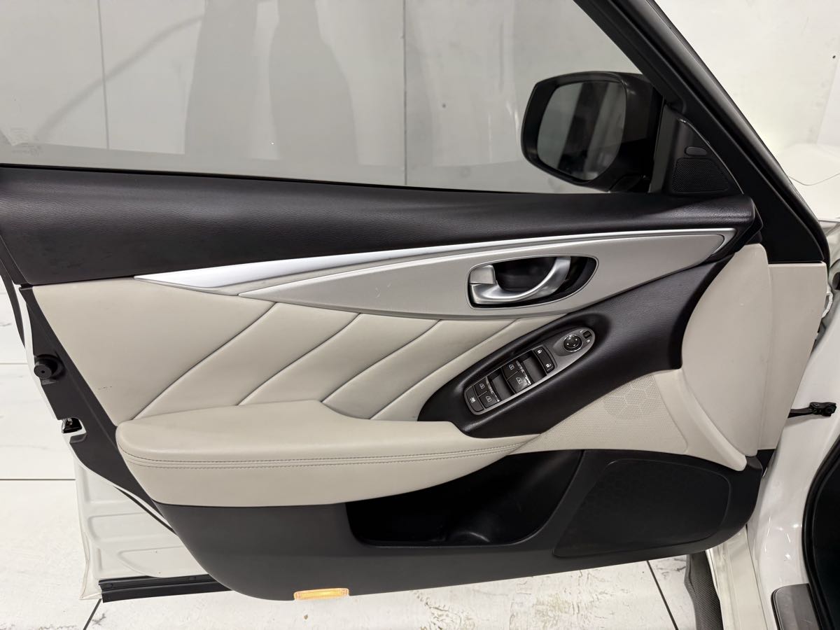 2021 INFINITI Q50 3.0T Luxe Image 38 of 50
