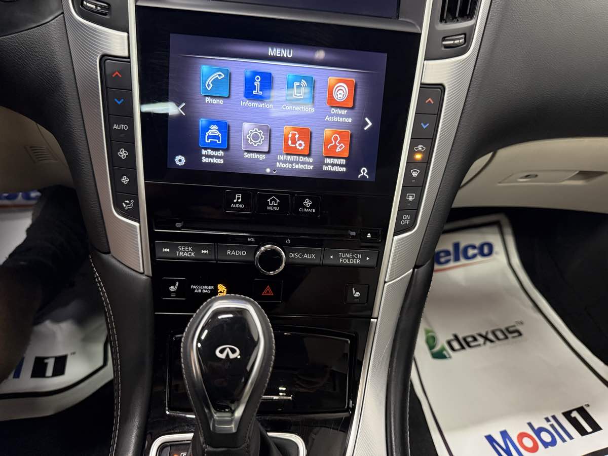 2021 INFINITI Q50 3.0T Luxe Image 34 of 50