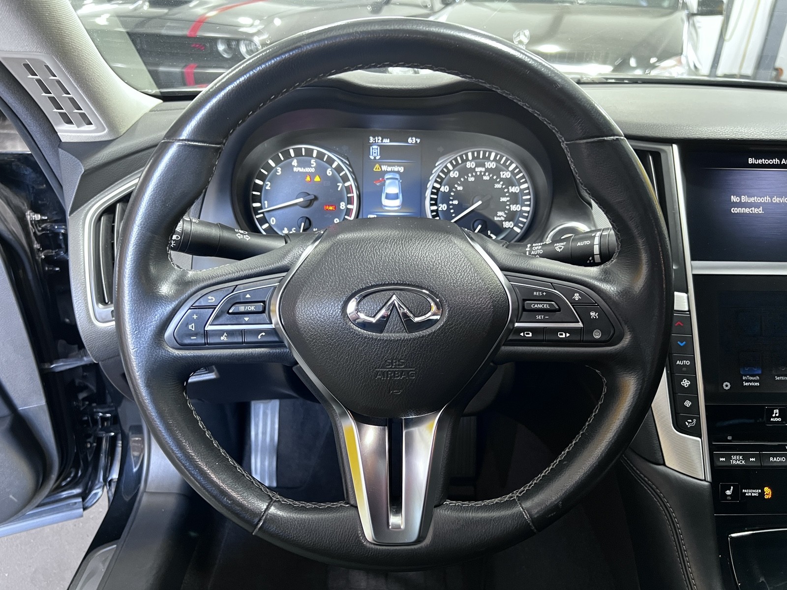 Vehicle image 23 of 26