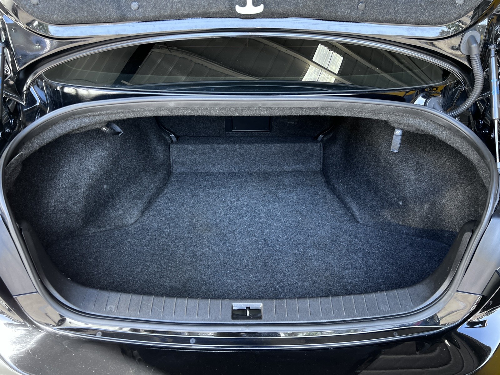 Vehicle image 10 of 26