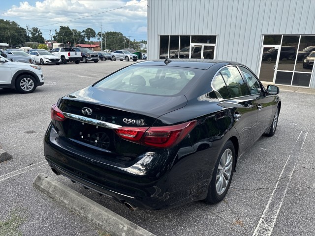 2021 INFINITI Q50 3.0T Pure Image 7 of 23