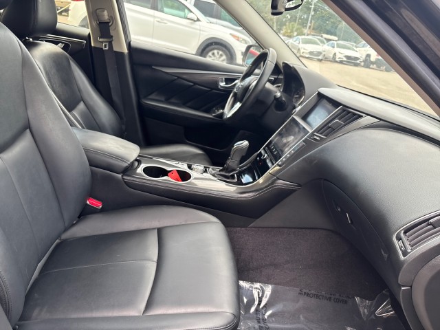 2021 INFINITI Q50 3.0T Pure Image 12 of 23