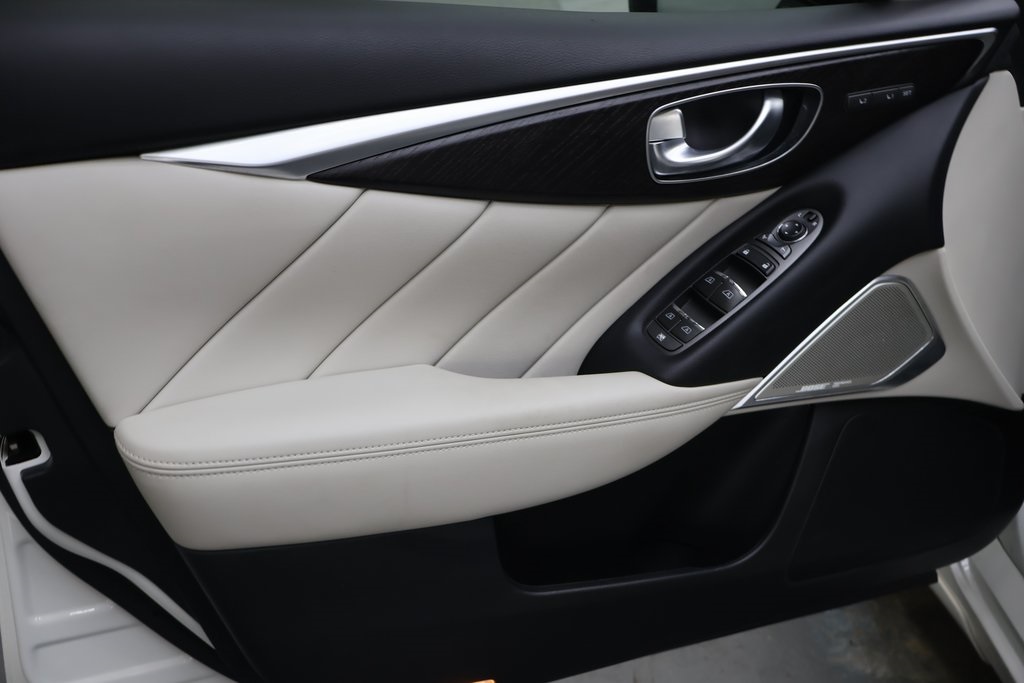 2021 INFINITI Q50 3.0T Sensory Image 29 of 44