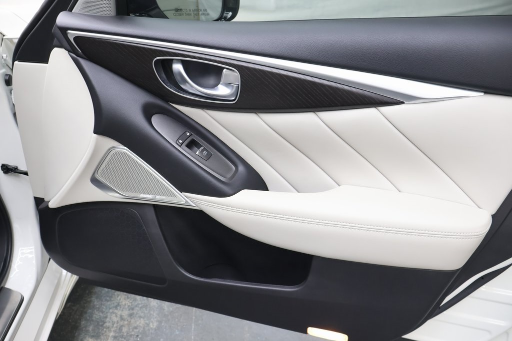 2021 INFINITI Q50 3.0T Sensory Image 30 of 44