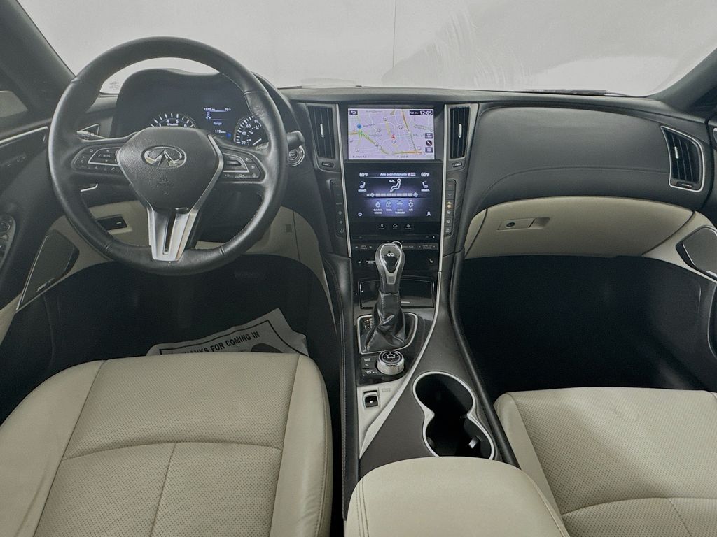 Vehicle image 20 of 41