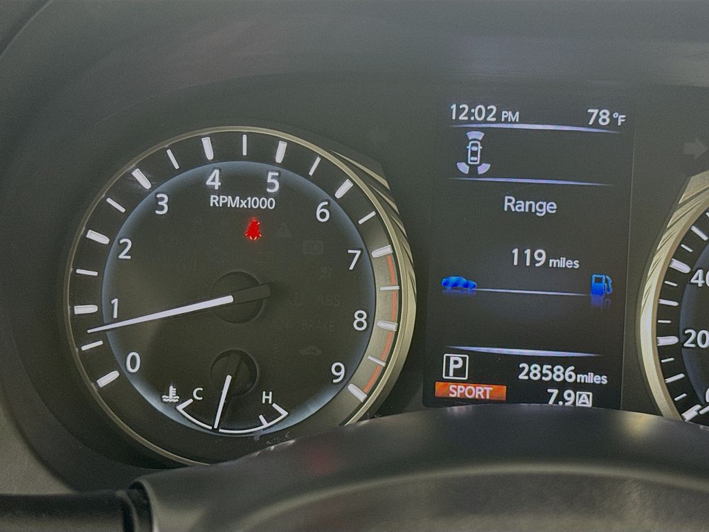 Vehicle image 23 of 41