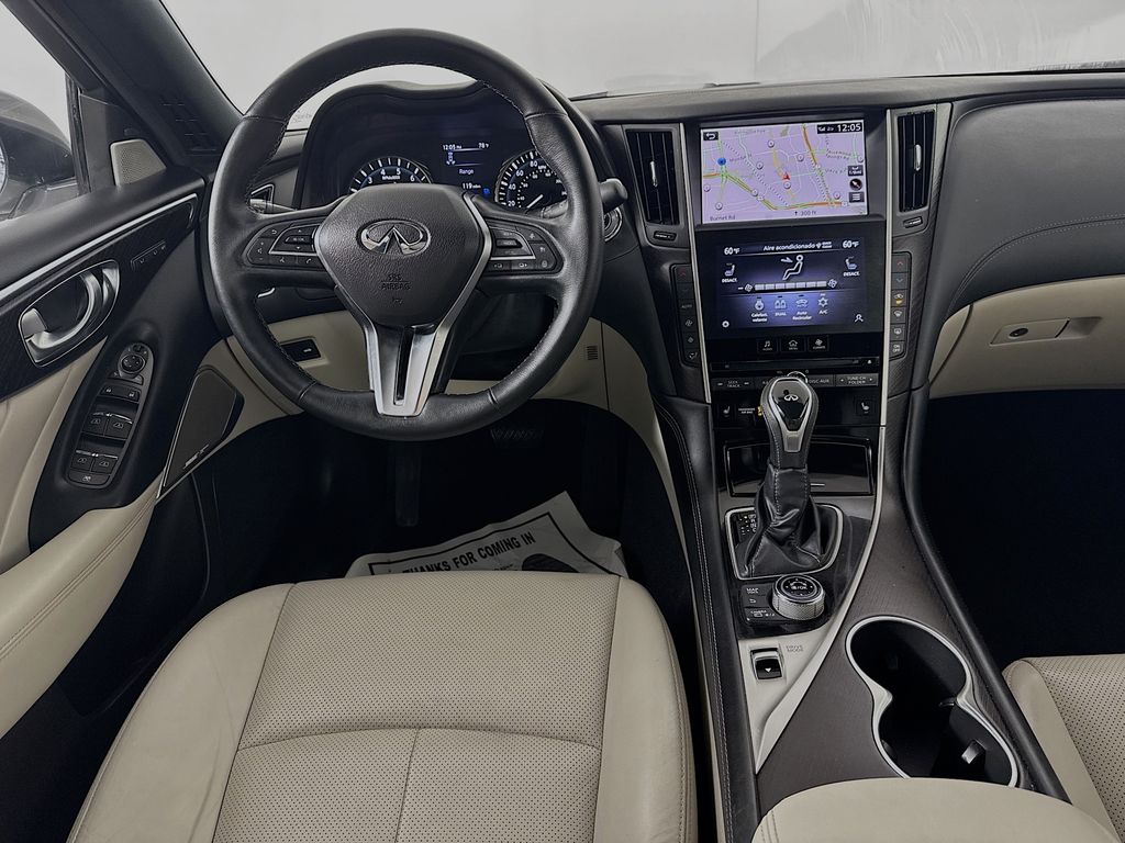 Vehicle image 18 of 41