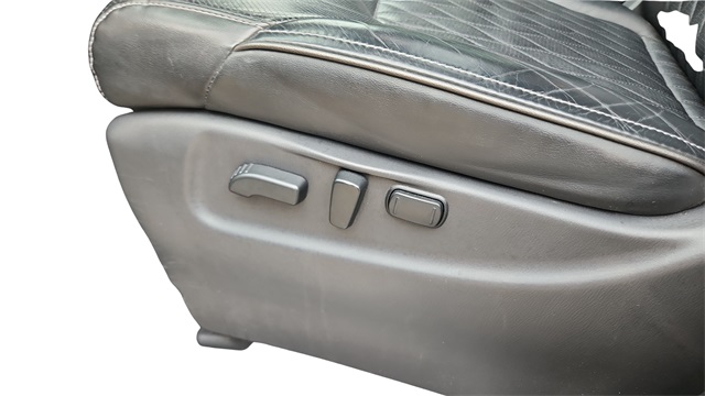 2021 INFINITI QX80 Sensory Image 36 of 40