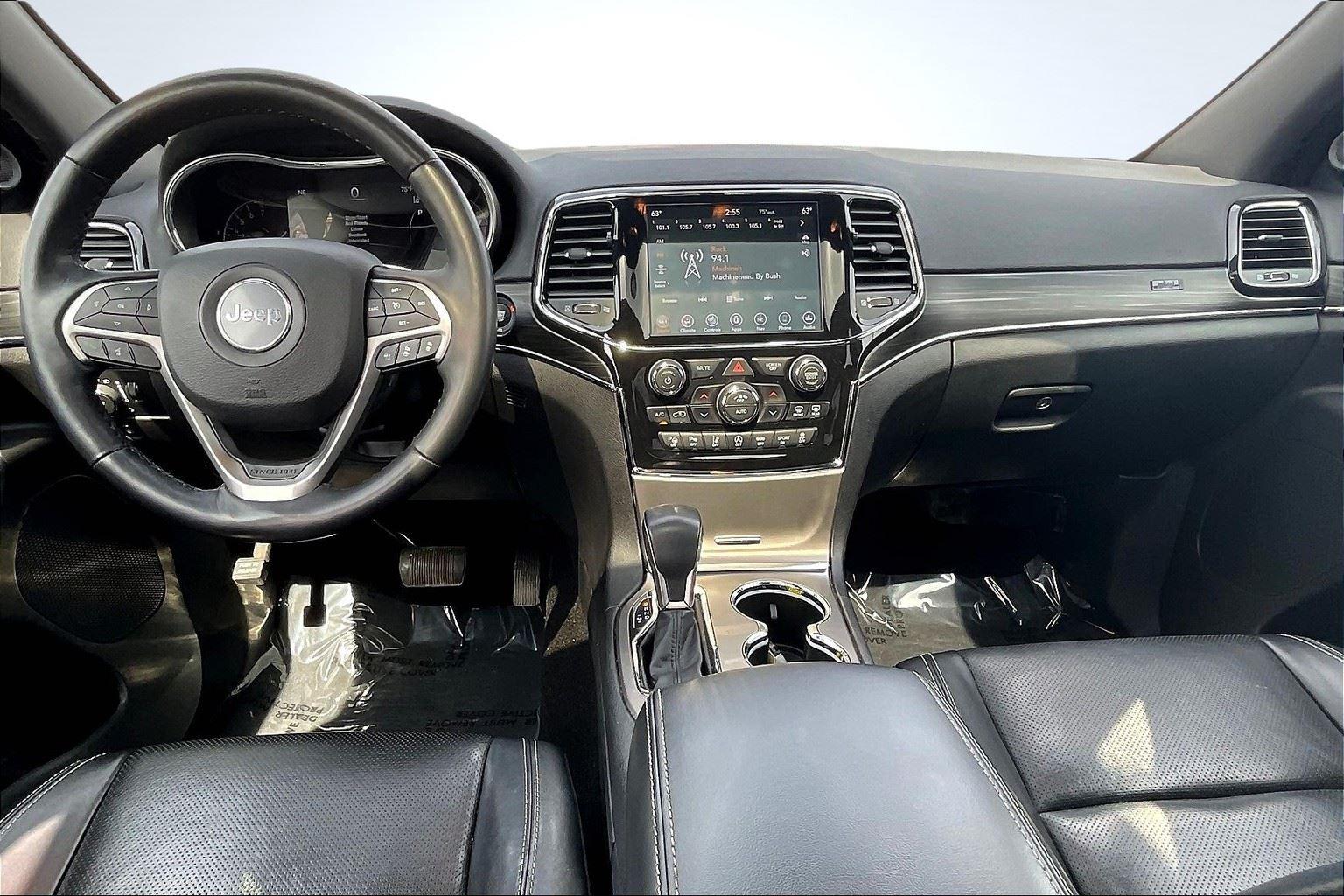 Vehicle image 15 of 36