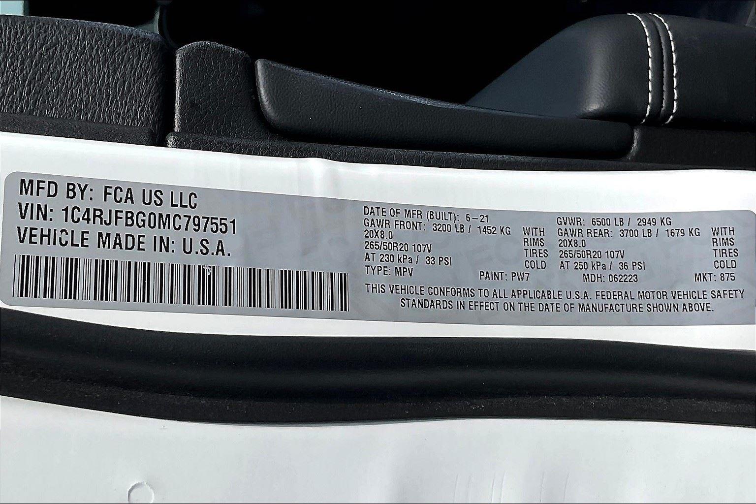 Vehicle image 29 of 36