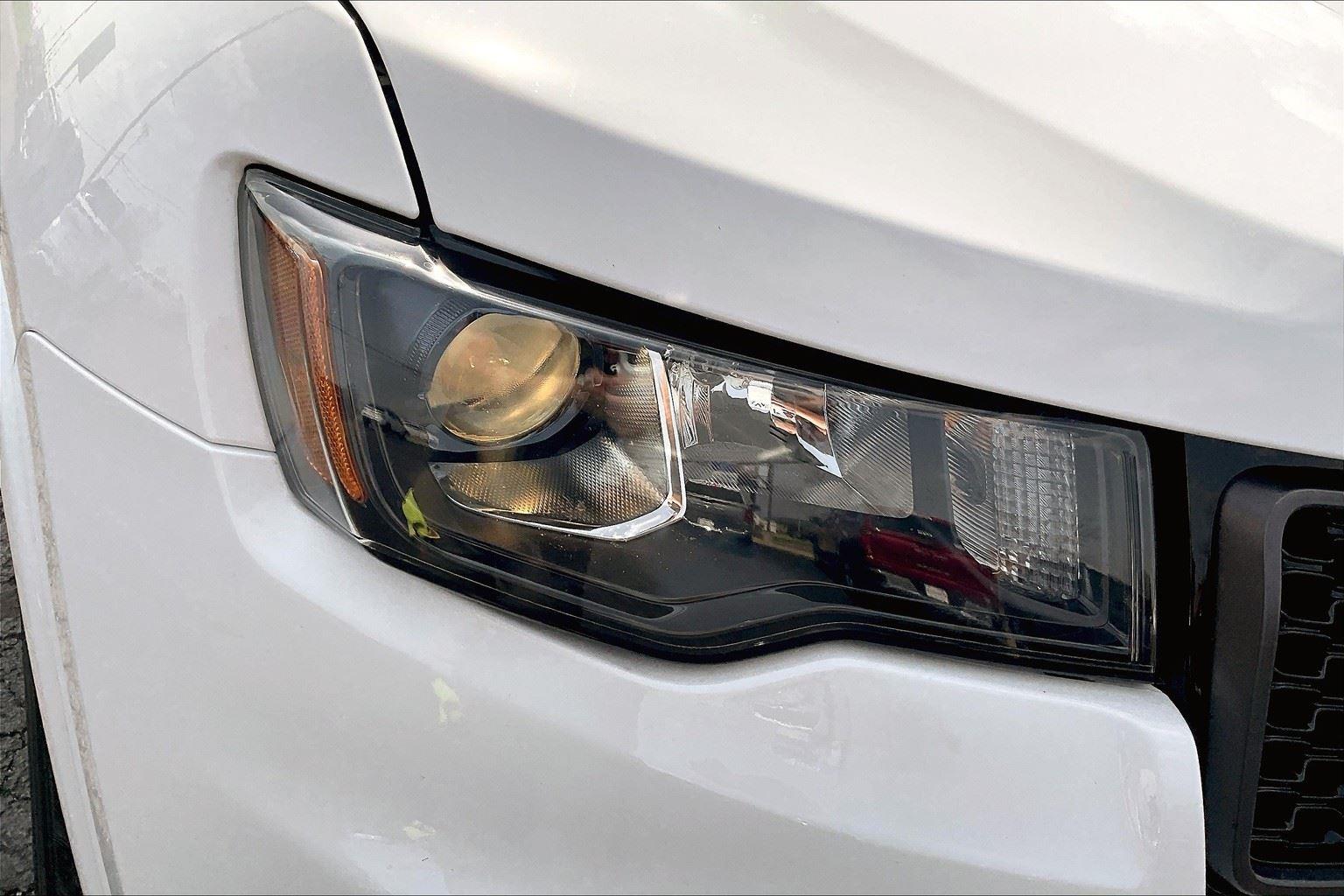 Vehicle image 25 of 36