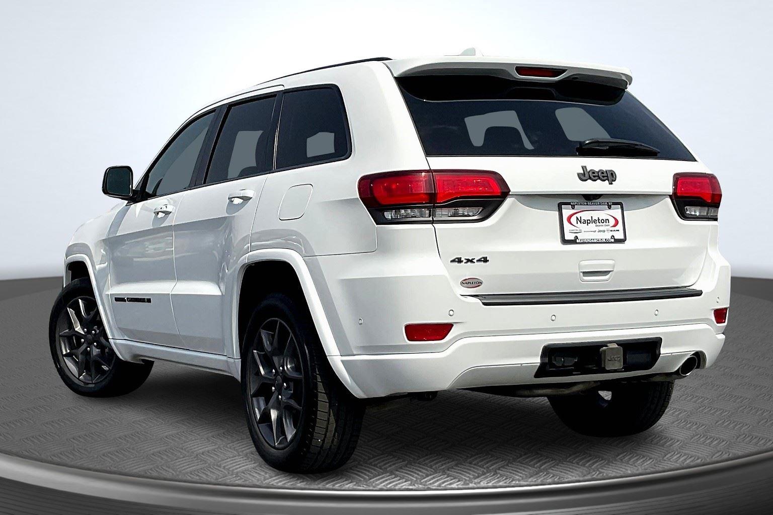 Vehicle image 6 of 36