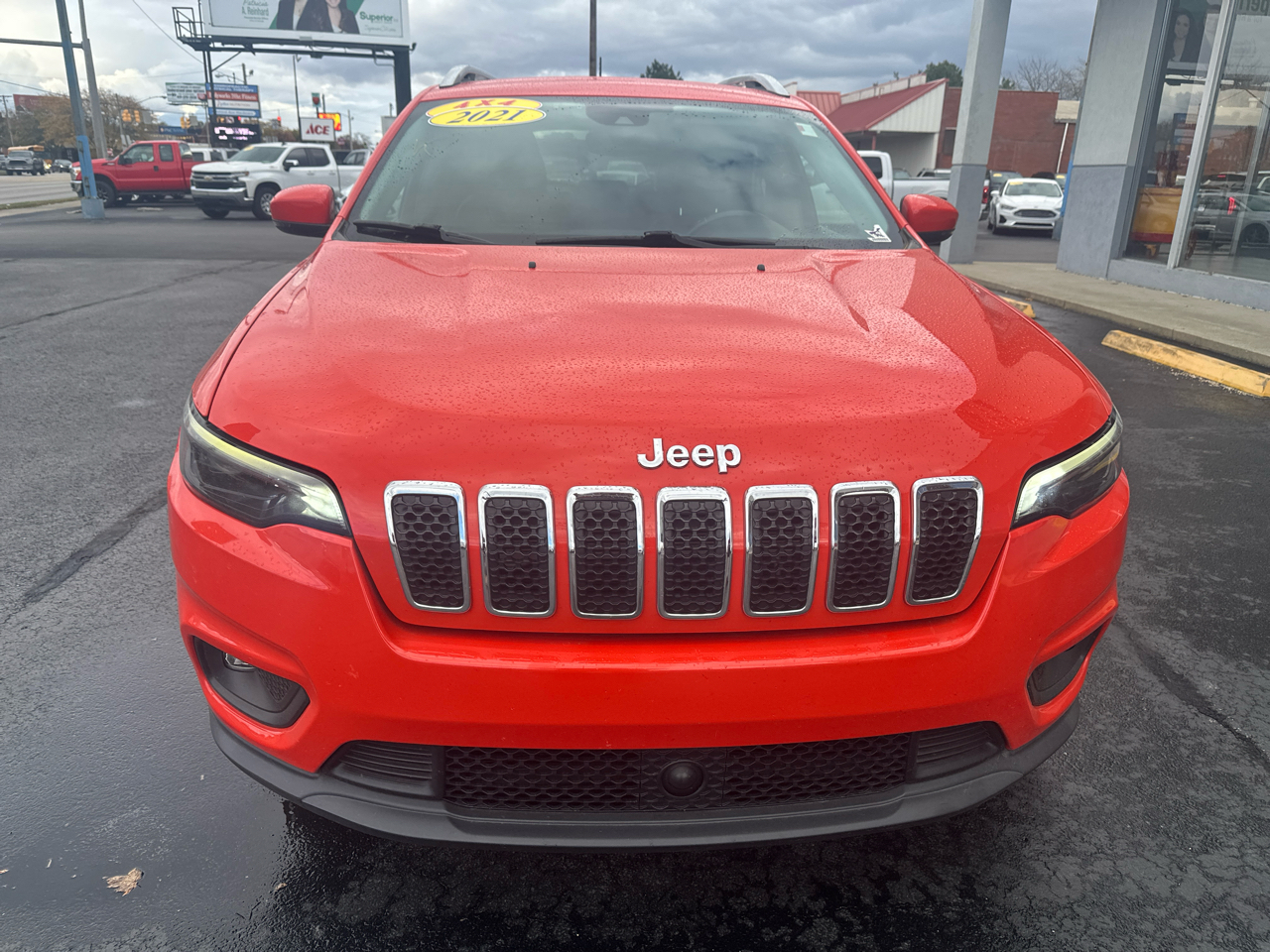 2021 Jeep Cherokee Latitude Lux Image 3 of 67