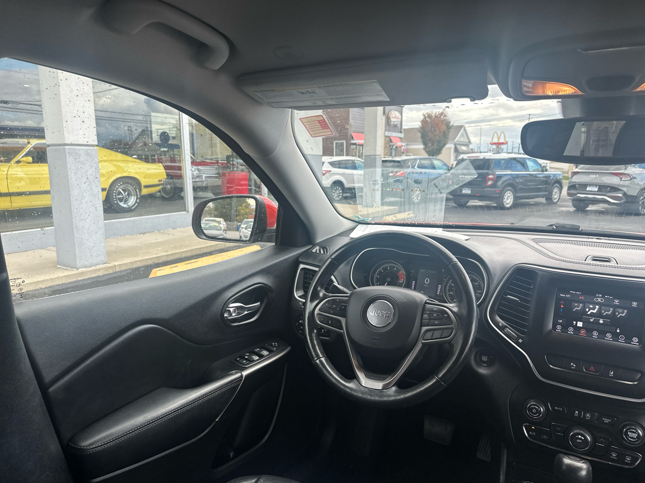 2021 Jeep Cherokee Latitude Lux Image 17 of 67