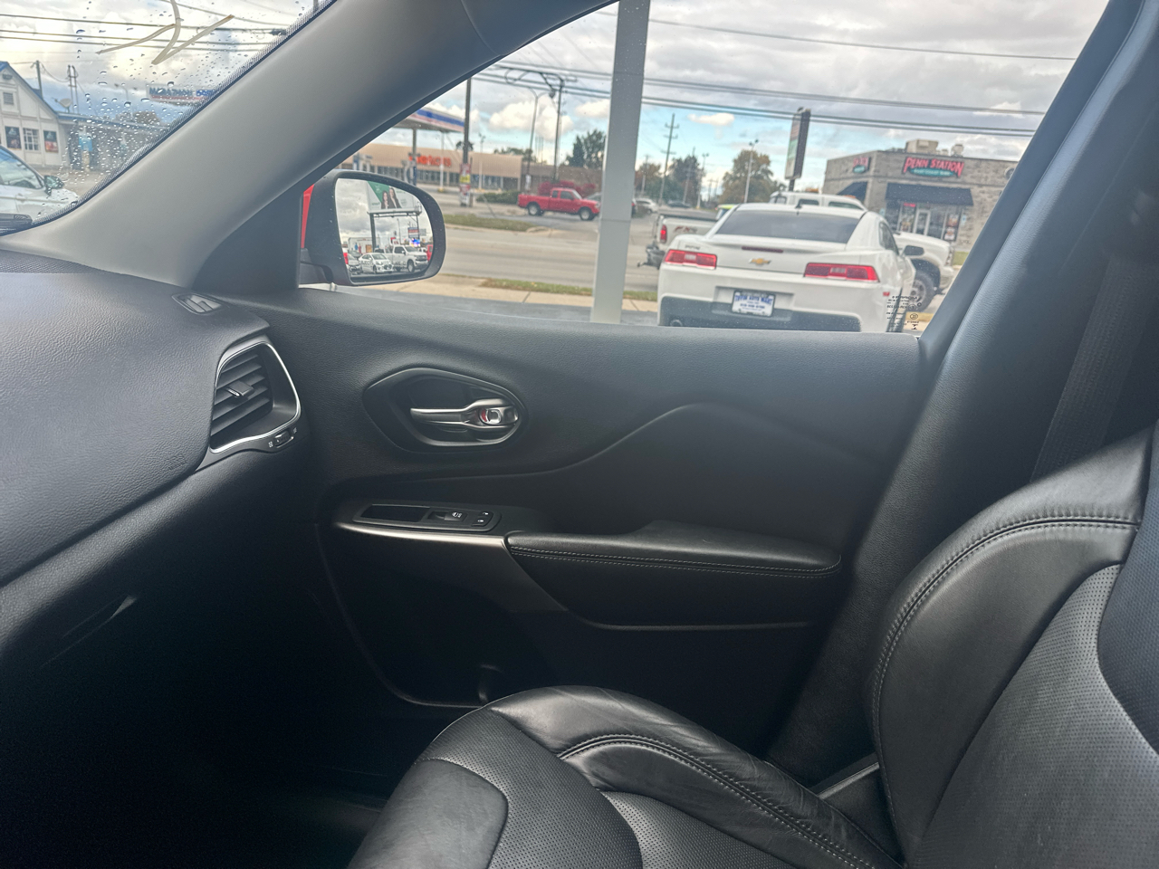 2021 Jeep Cherokee Latitude Lux Image 20 of 67