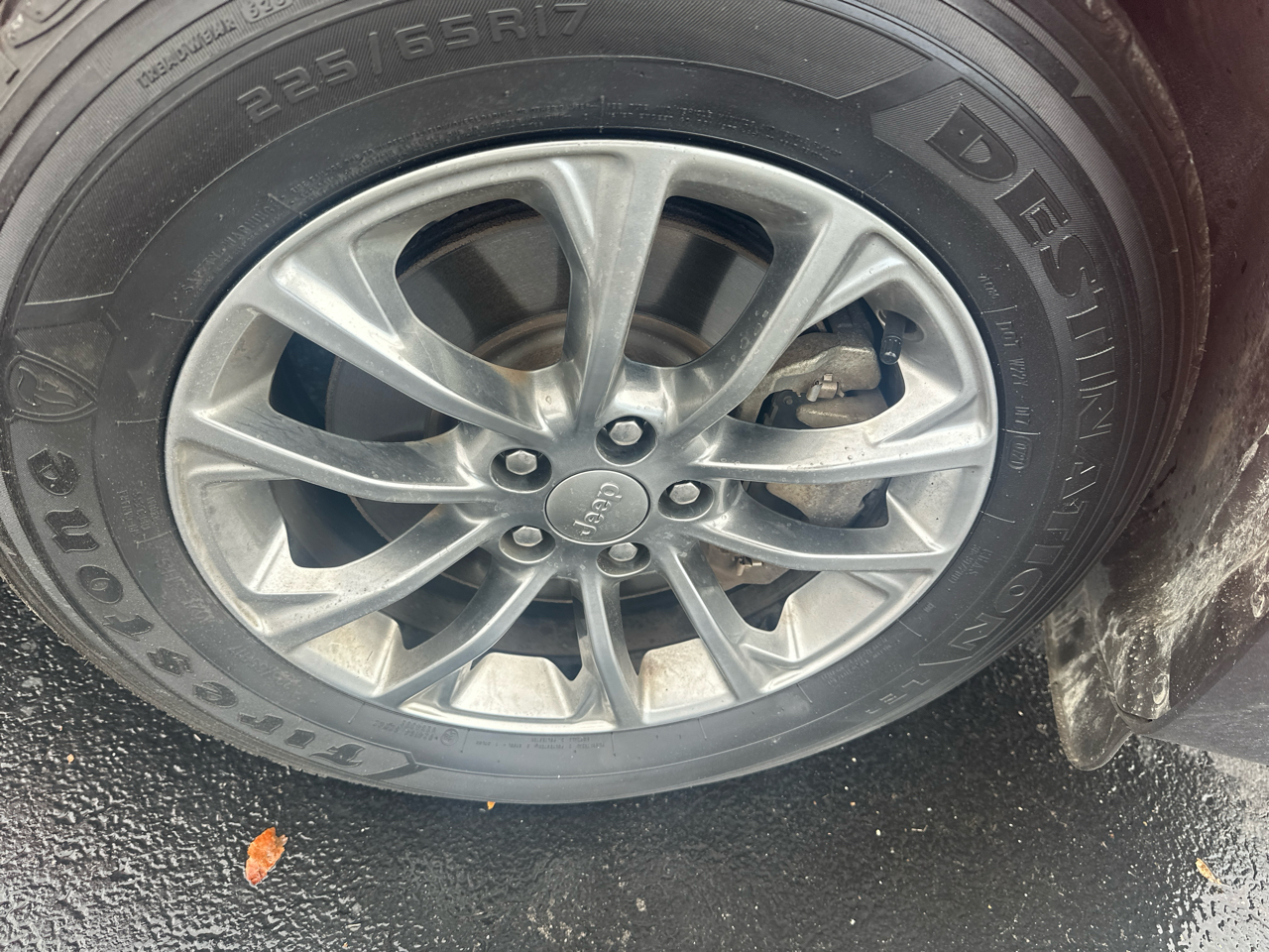 2021 Jeep Cherokee Latitude Lux Image 8 of 67