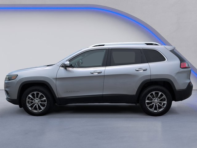 Vehicle image 8 of 26