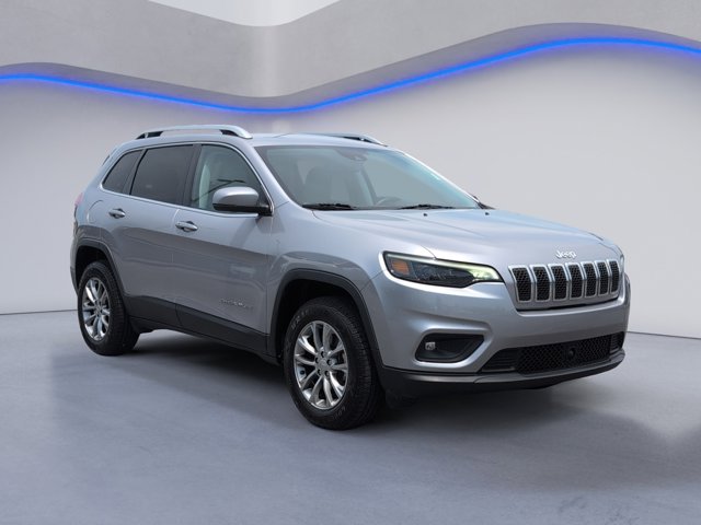 Vehicle image 3 of 26