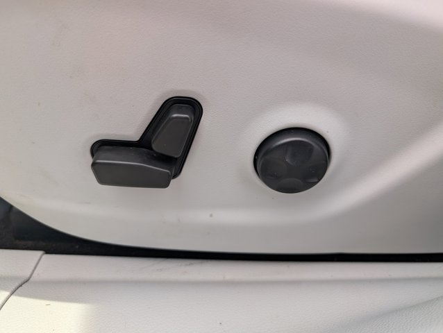 Vehicle image 26 of 26