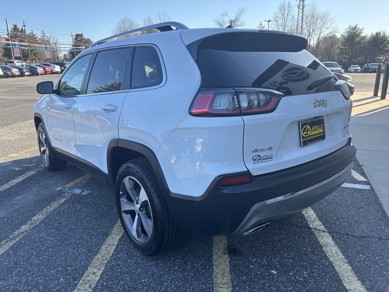 Vehicle image 4 of 20