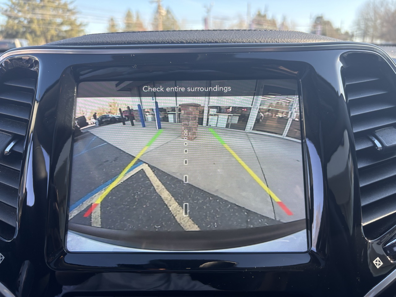 Vehicle image 18 of 20